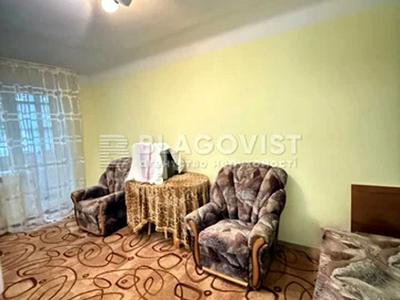 квартира за адресою Кирило-Мефодіївська вул., 7
