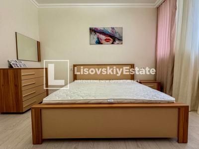 квартира за адресою Київ, Драгоманова вул., 2-А