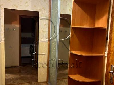 квартира за адресою Оноре де Бальзака вул., 57