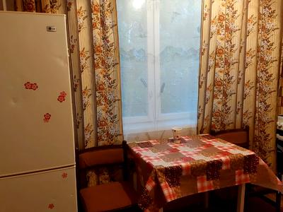 квартира за адресою Київ, Райдужна вул., 7