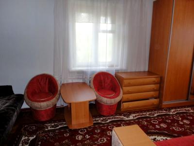 квартира за адресою Привокзальна вул., 12