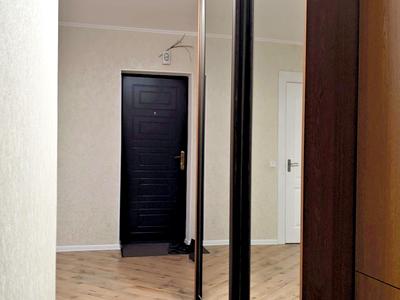 квартира за адресою Курсанта Єськова вул., 26