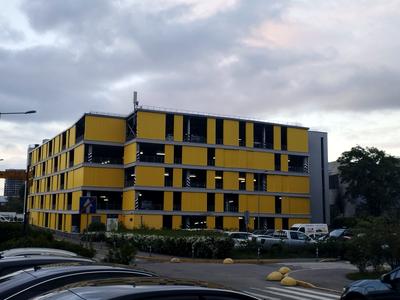 паркомісце за адресою Регенераторна вул., 4