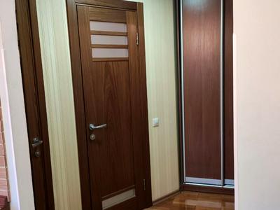 квартира по адресу Ревуцкого ул., 21