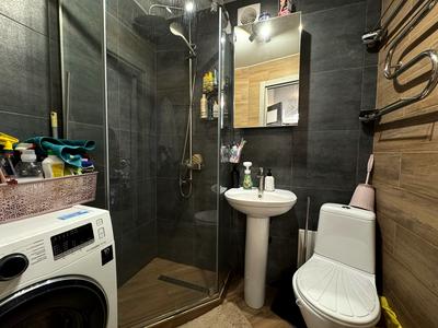 квартира за адресою Рєпіна вул., 21