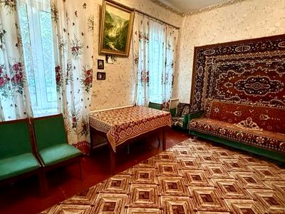 будинок за адресою Карпатська вул.
