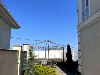 будинок за адресою Первоцветная, 8