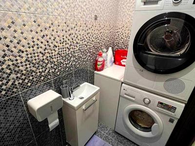 квартира за адресою Абрикосова вул., 3