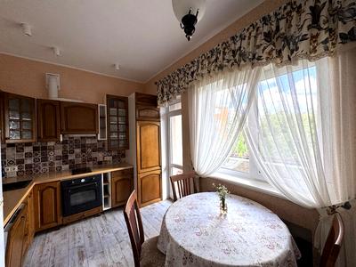 квартира за адресою Дорошенка вул., 7