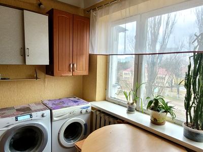 кімната за адресою Юності вул., 9