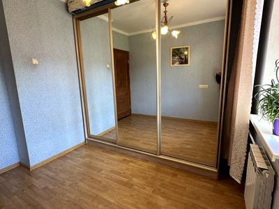 квартира за адресою Сержа Лифаря вул. (Олександра Сабурова), 1