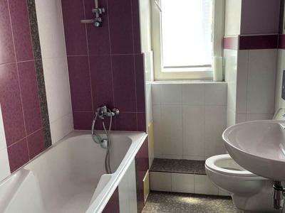 квартира за адресою Прохоровська вул., 63