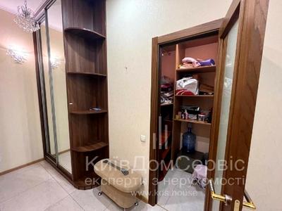 квартира за адресою Дмитрівська вул., 82