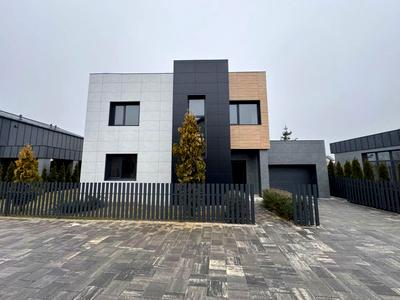дом по адресу с. Вишенки, Золочівська