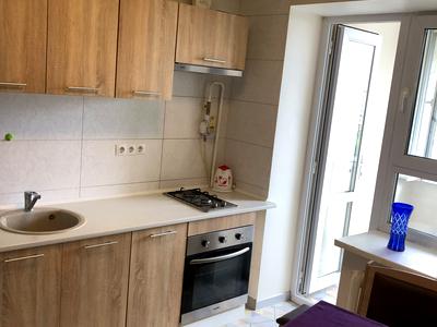квартира за адресою Анни Ахматової вул., 5