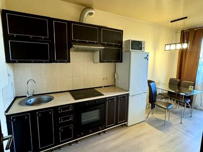 квартира за адресою Дніпро, Тополина вул., 7-А