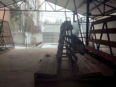 комерційна за адресою Степана Бандери вул. (Попова), 3