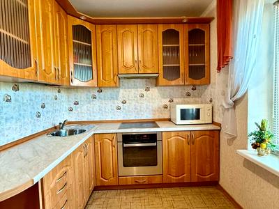 квартира по адресу Ревуцкого ул., 13