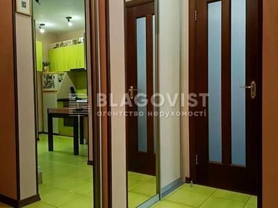 квартира за адресою Наваторів, 22б