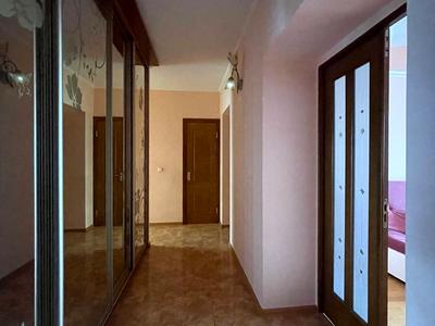 квартира по адресу Черкасская ул., 4