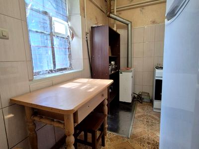будинок за адресою Торговельна вул., 44