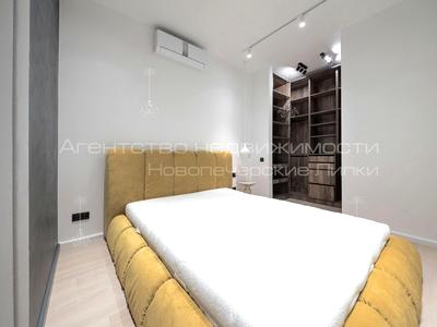 квартира за адресою драгомирова, 15б