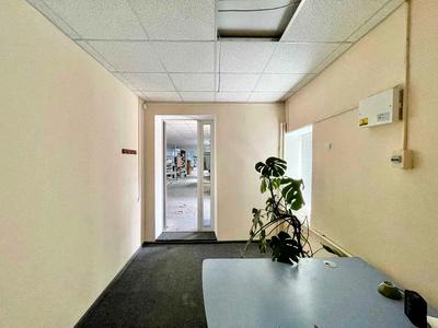 комерційна за адресою Пшенична вул., 7-а