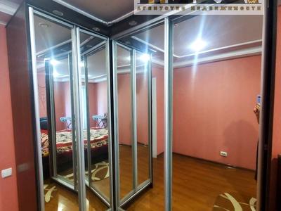 квартира за адресою Глазунова вул., 2