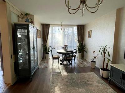 квартира за адресою Угорська вул., 12