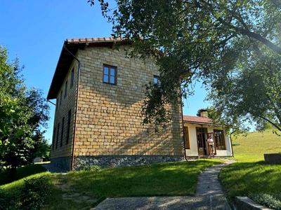 будинок за адресою Лісова