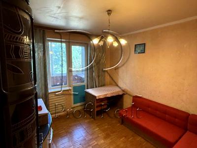 квартира за адресою Райдужна вул., 21