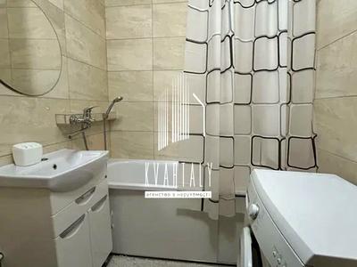 квартира за адресою Срібнокільська вул., 8