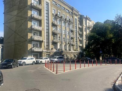 квартира за адресою Костельна вул., 10