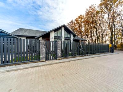 дом по адресу с. Крюковщина, Крюковщина