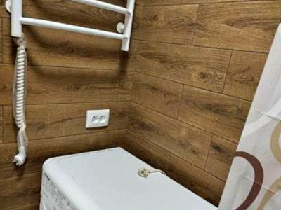 квартира за адресою Добровольців пров., 10