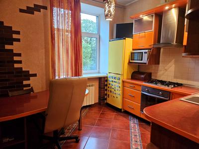 квартира за адресою Повітряних Сил просп. (Повітрофлотський), 21/2