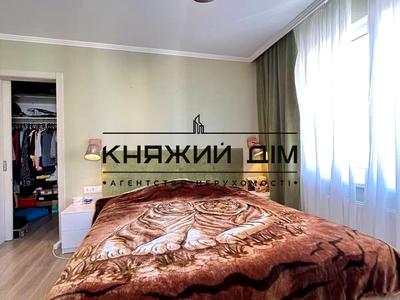 квартира по адресу Софии Русовой ул., 3-А
