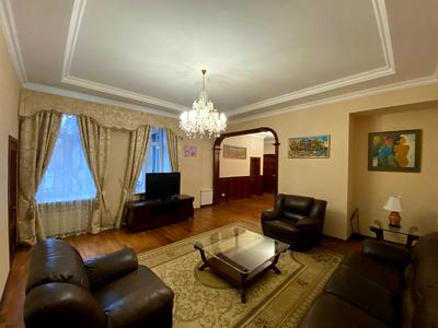 квартира за адресою Київ, Хрещатик вул. (Kreschatic), 15
