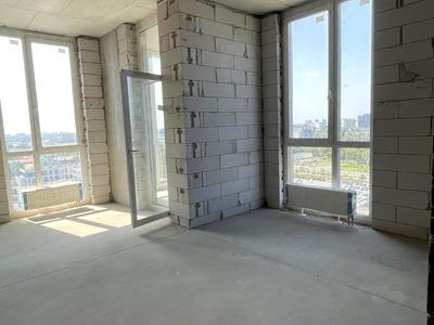 квартира за адресою Салютна вул., 2к21