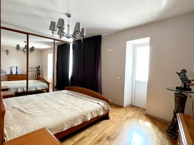 квартира за адресою Ливарна вул., 6