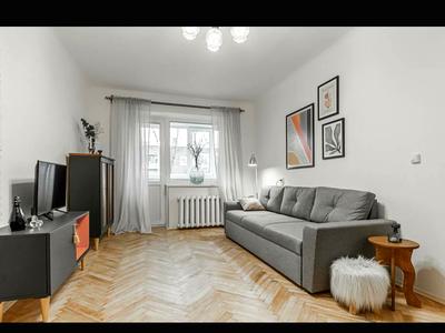 квартира за адресою Білоруська вул., 15