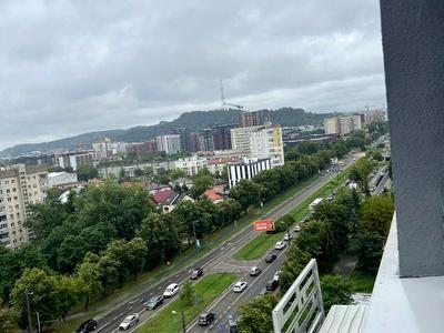 квартира за адресою Чорновола В., 77