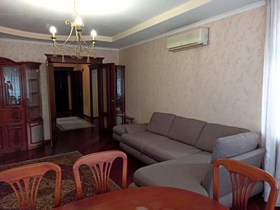квартира за адресою Микільсько-Слобідська вул., 2-Б