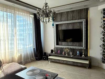 квартира за адресою Літературна вул., 1а