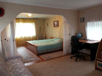 будинок за адресою с. Великі Дмитровичі, Леси Украинки