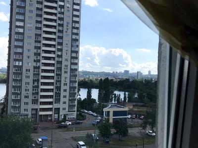 квартира за адресою Героїв полку 
