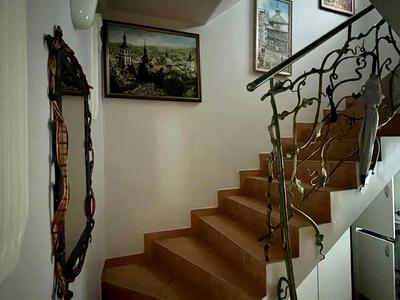 будинок за адресою Академіка Степана Рудницького вул., 71