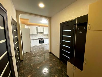 квартира за адресою Романа Андріюка, 7