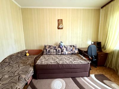квартира за адресою Червоної Калини просп. (Володимира Маяковського), 15-В