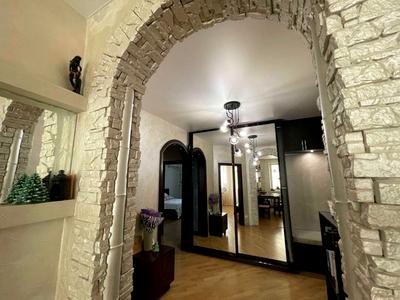 квартира за адресою Миколи Бажана просп., 14
